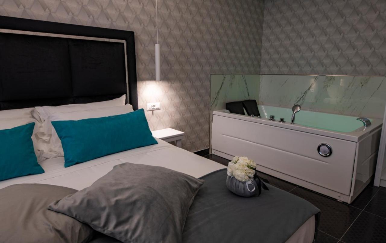 Luna Luxury Bed And Breakfast Napoli Exterior foto